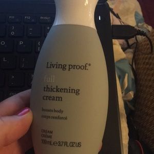 Full thickening cream